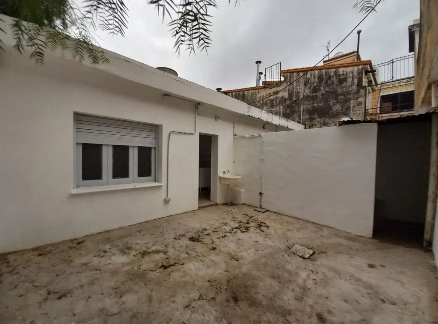 CASA INTERNA DE 1 DORMITORIO, LIVINGCOMEDOR, COCINA, PATIO Y ENTRADA DE VEHICULO 8