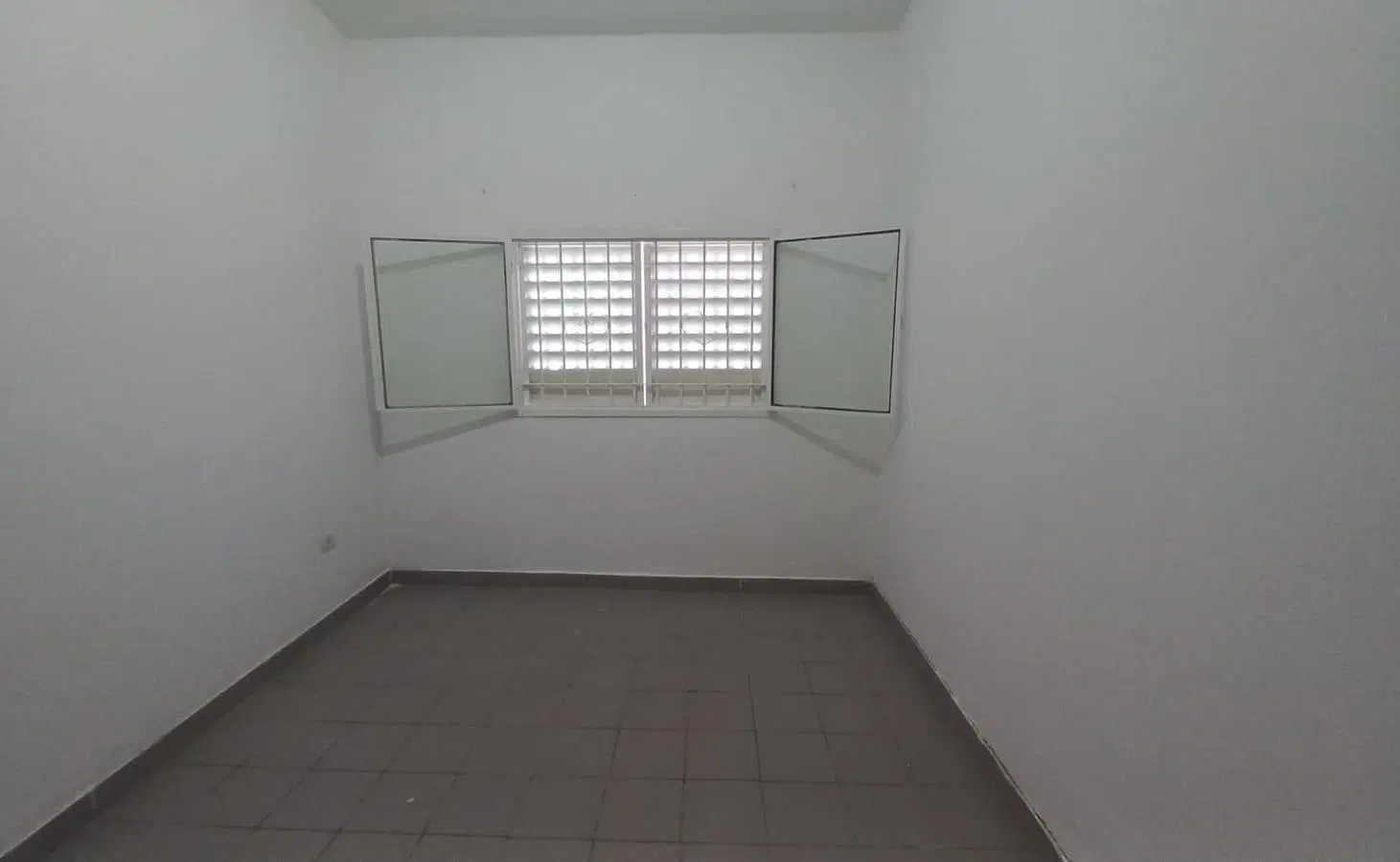 CASA DE 1 DORMITORIO CON ENTRADA DE VEHICULO Y PATIO 3