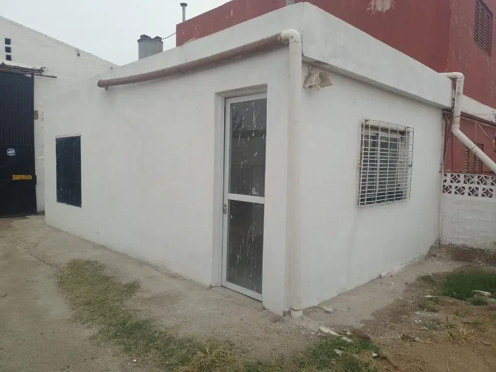 B San Felipe zona sur Galpon 204 m2 mas ofic y playa de maniobras 2