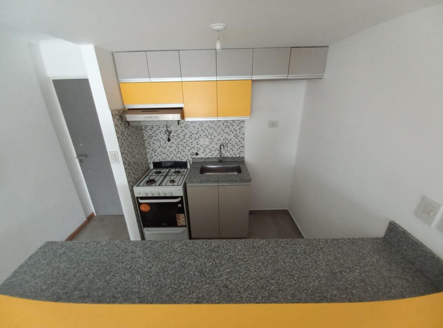 Foto de HERMOSO DEPTO DE 1 DORMITORIO EN GRAL. PAZ, imagen 4