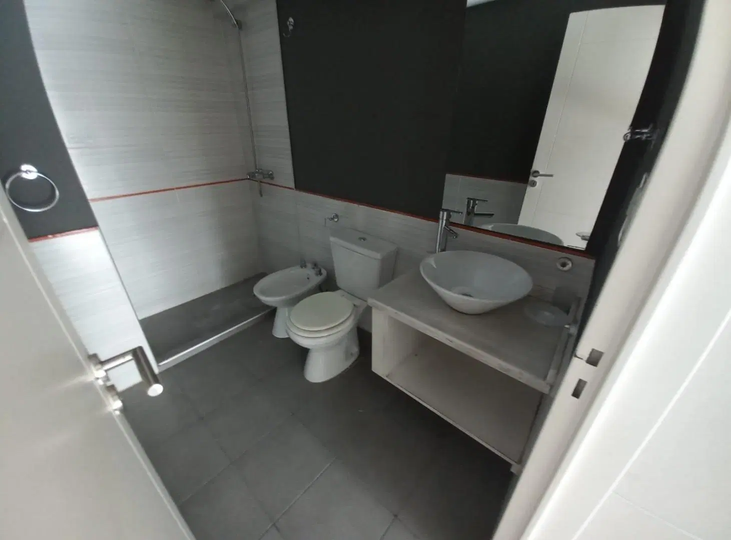 HERMOSO DEPTO DE 1 DORMITORIO EN GRAL. PAZ 2