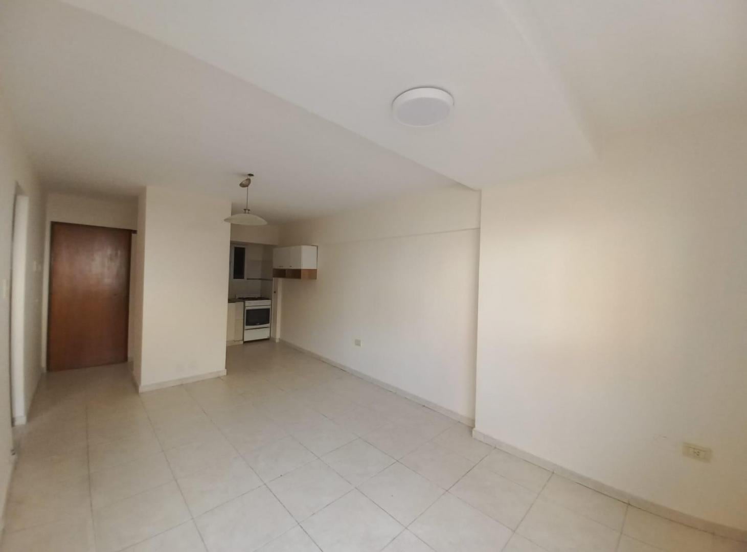 Foto de Departamento 1 dormitorio con balcón - Entre Rios 395, imagen 4