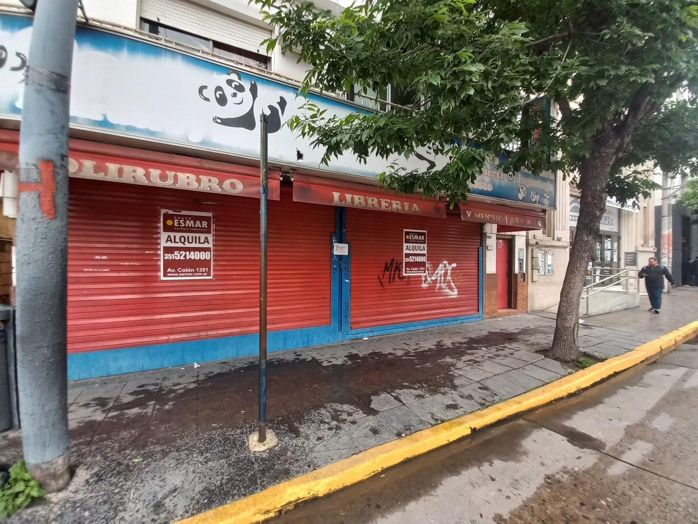 Foto de LOCAL 120m2 Av Colon 1557, imagen 1