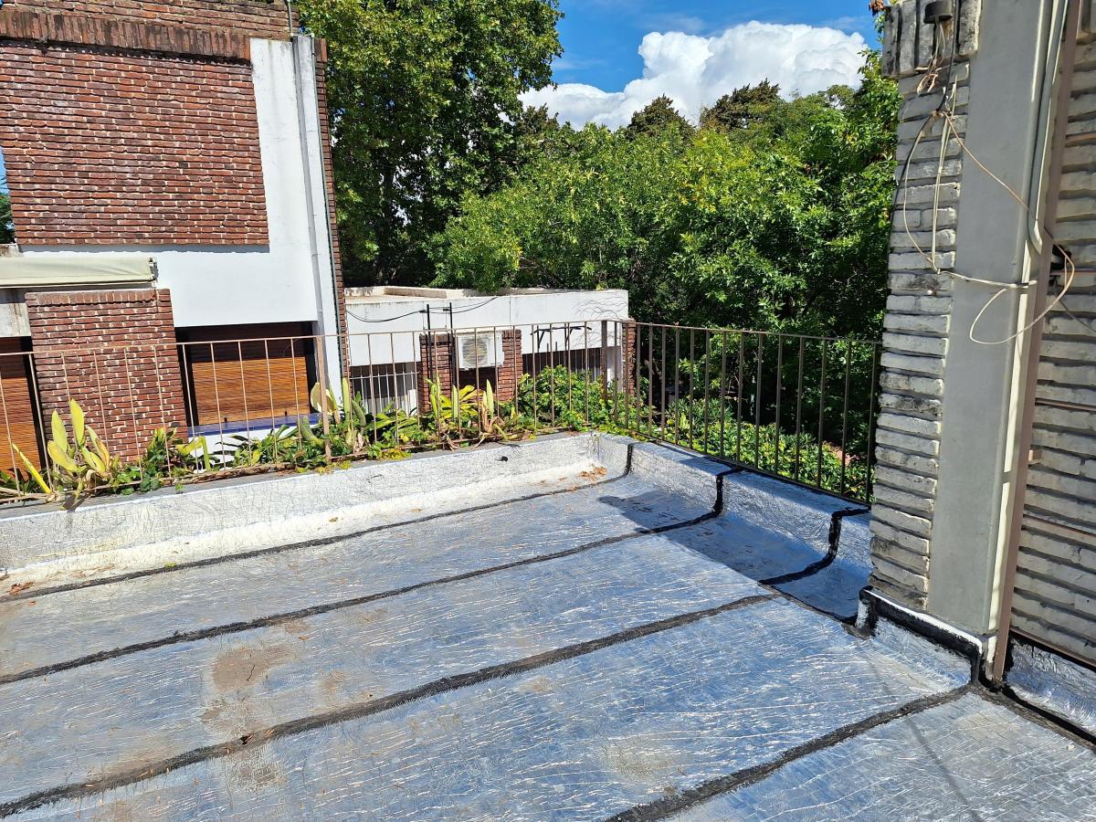 CASA EN VENTA 5 AMBIENTES ÚNICA EN MARTÍNEZ