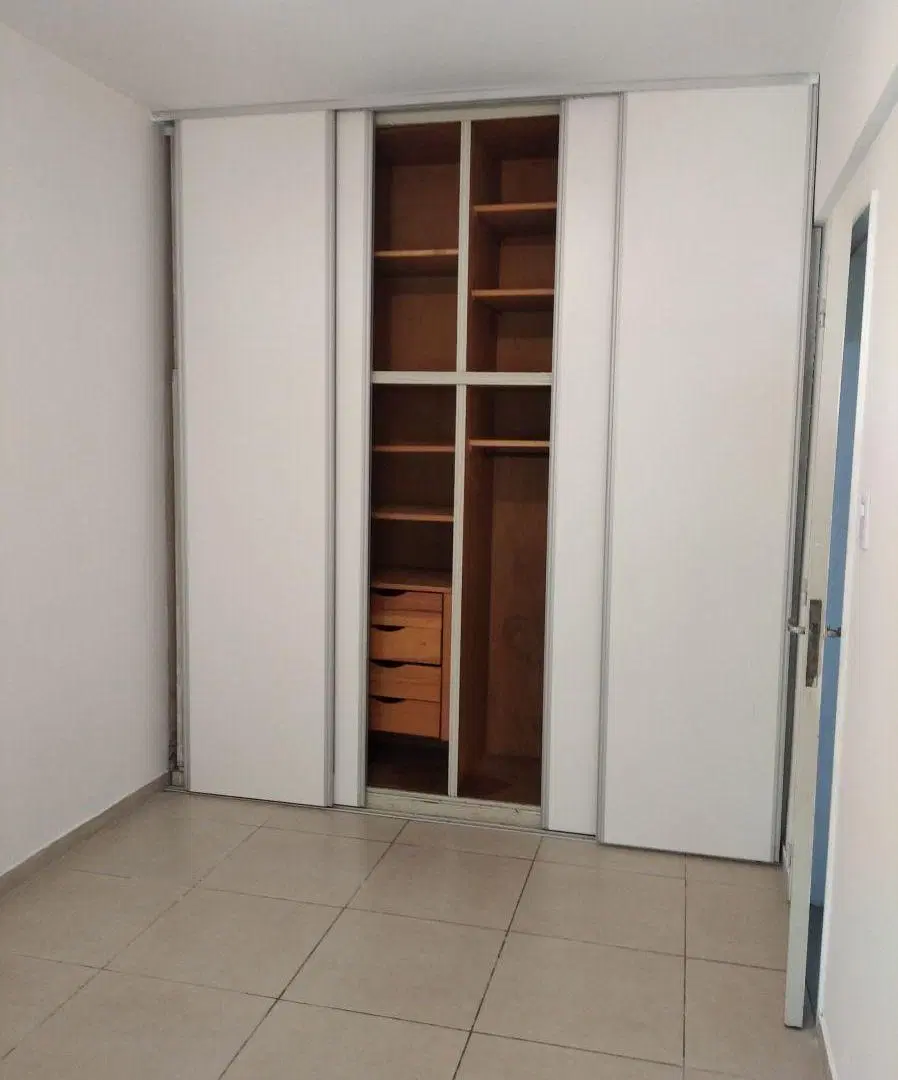 Departamento de 80 m² con 3 dormitorios en alquiler en Villa Lugano 2