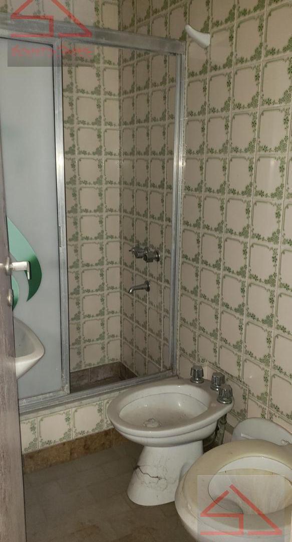 Foto de LOCAL Y VIVIENDA CON COCHERA Y FONDO, imagen 5