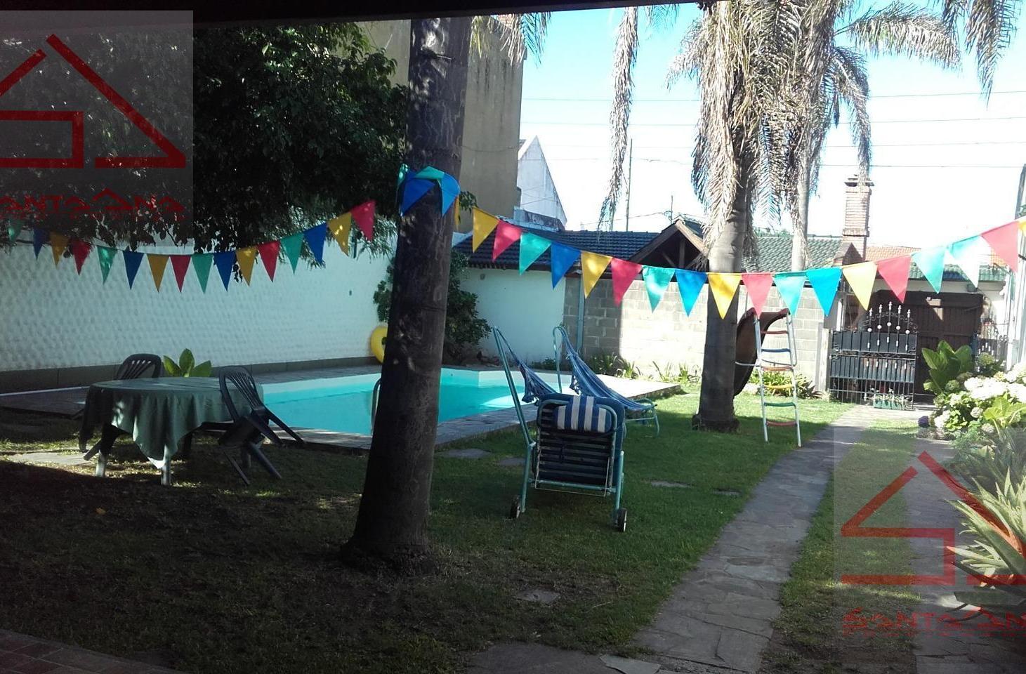 Foto de Casa en Venta c/ piscina y quincho - Ramos Mejia, imagen 5
