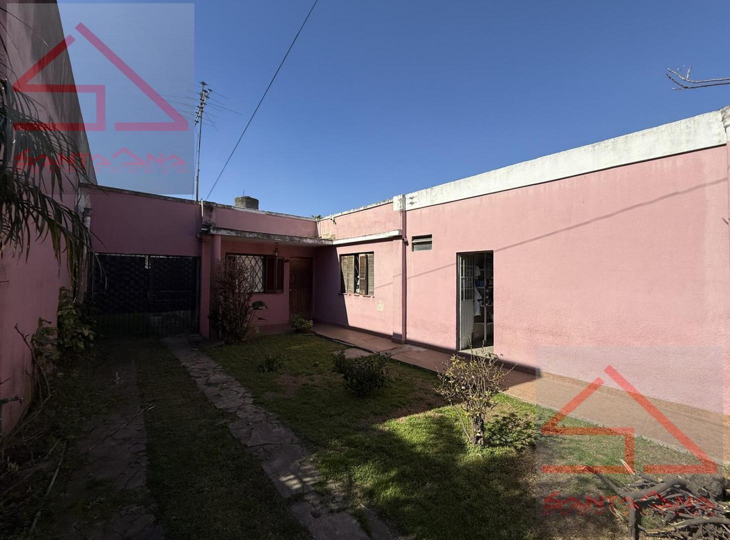 Foto de Casa en Venta 3 Amb. a reciclar - lote de 10 x 40 - Ramos Mejia, imagen 4