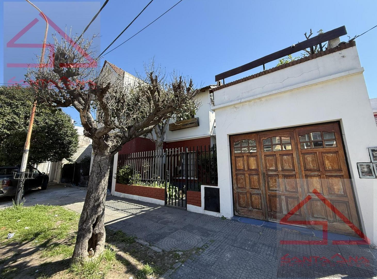 Foto de Venta Chalet 5 Amb. - Ramos Mejia, imagen 2