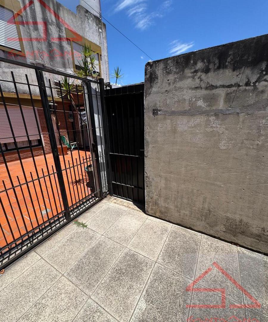 Foto de PH en Venta 3 amb. c/ terraza - Ramos Mejia, imagen 3
