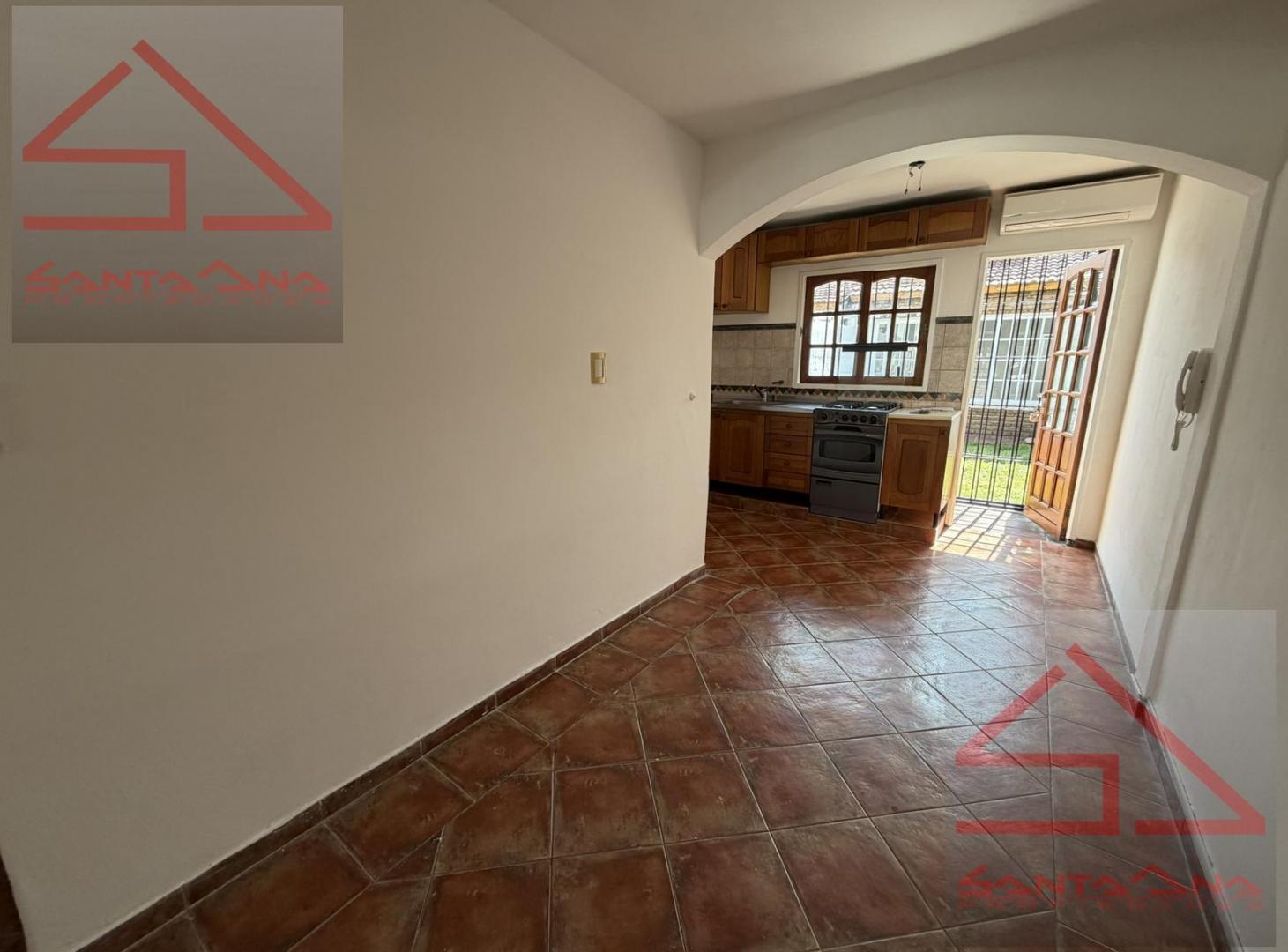 Foto de Duplex en Venta 3 Amb. c/ patio y cochera - Ramos Mejia, imagen 5