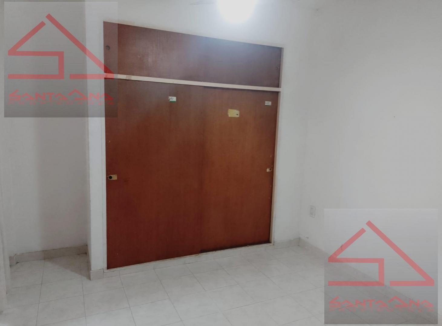 Foto de PH 4 AMBIENTES AL FRENTE CON COCINA AMPLIA PATIO INTERNO Y PATIO AL, imagen 5