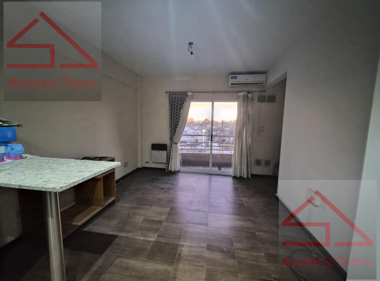 Departamento AL FRENTE CON BALCON, COCINA Y COMERDOR INTEGRADO MUY LUMINOSO !!,,opcion venta