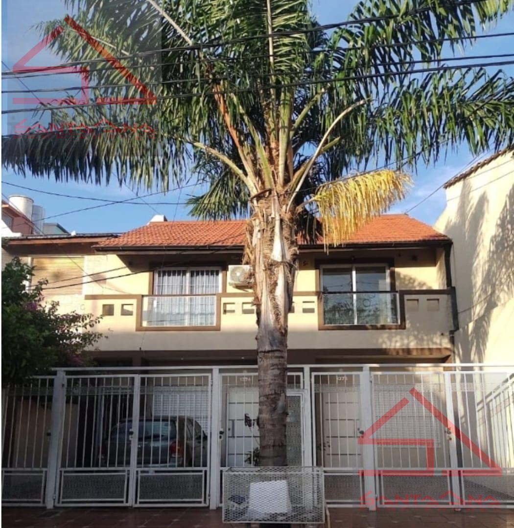 Foto de EXCELENTE DUPLEX DE 3 AMBIENTES CON COCHERA Y PATIO TOTALMENTE, imagen 2