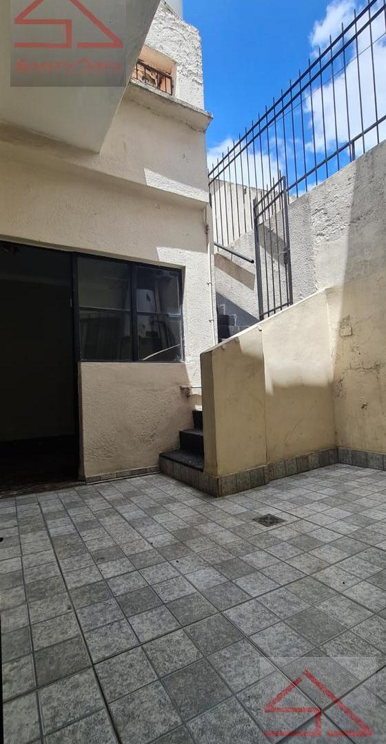 Foto de Casa en Venta en Villa Sarmiento,3 Ambientes con 2 baños , gge. o SUM, imagen 4