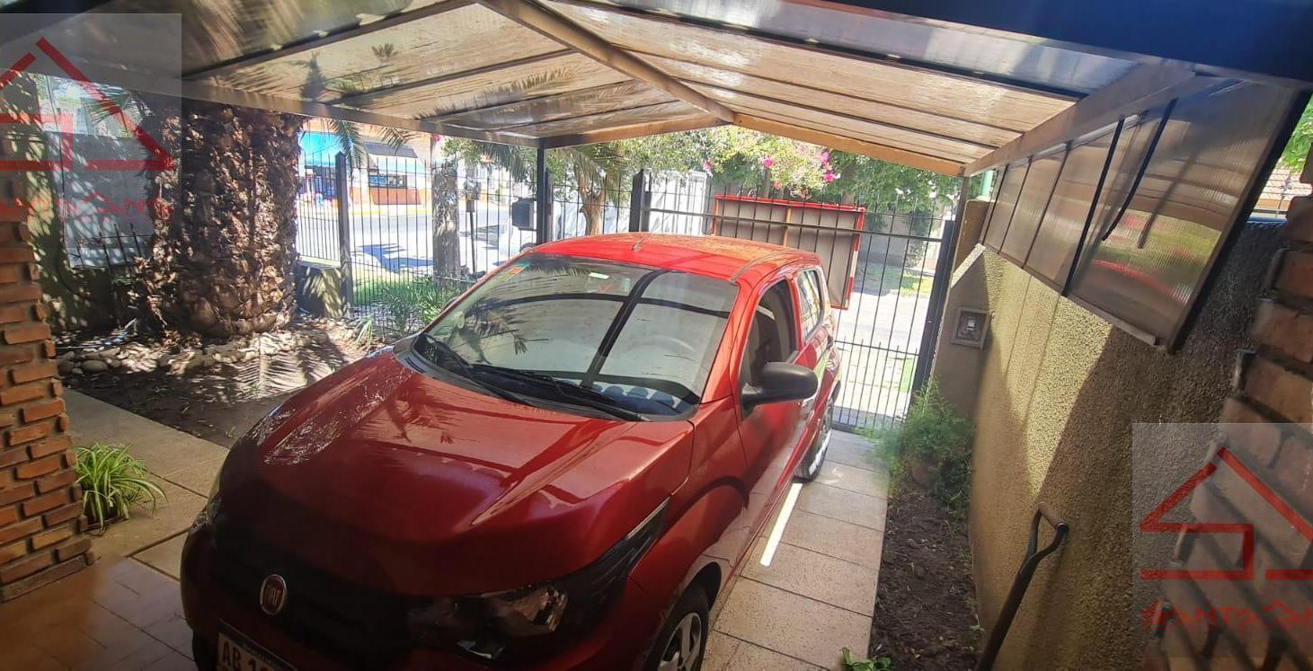 Foto de CASA TIPO CHALET DE 5 AMB CON JARDIN,FONDO,QUINCHO, 3 BAÑOS EN 2, imagen 5