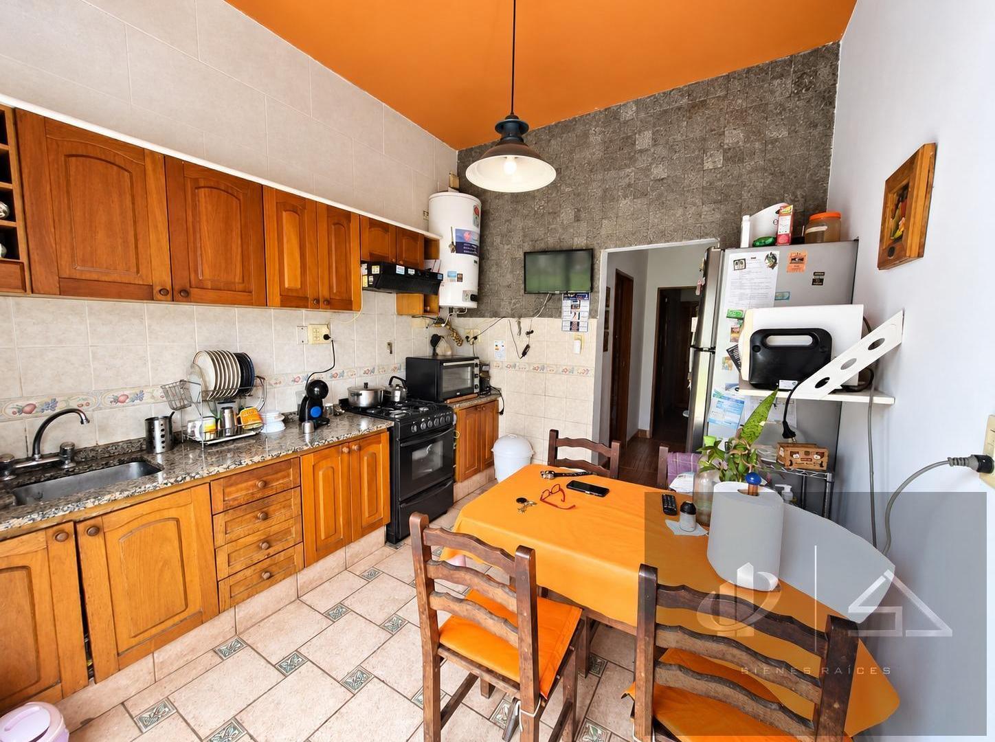 Foto de Casa 4 amb estilo moderno Ramos Mejia, imagen 3