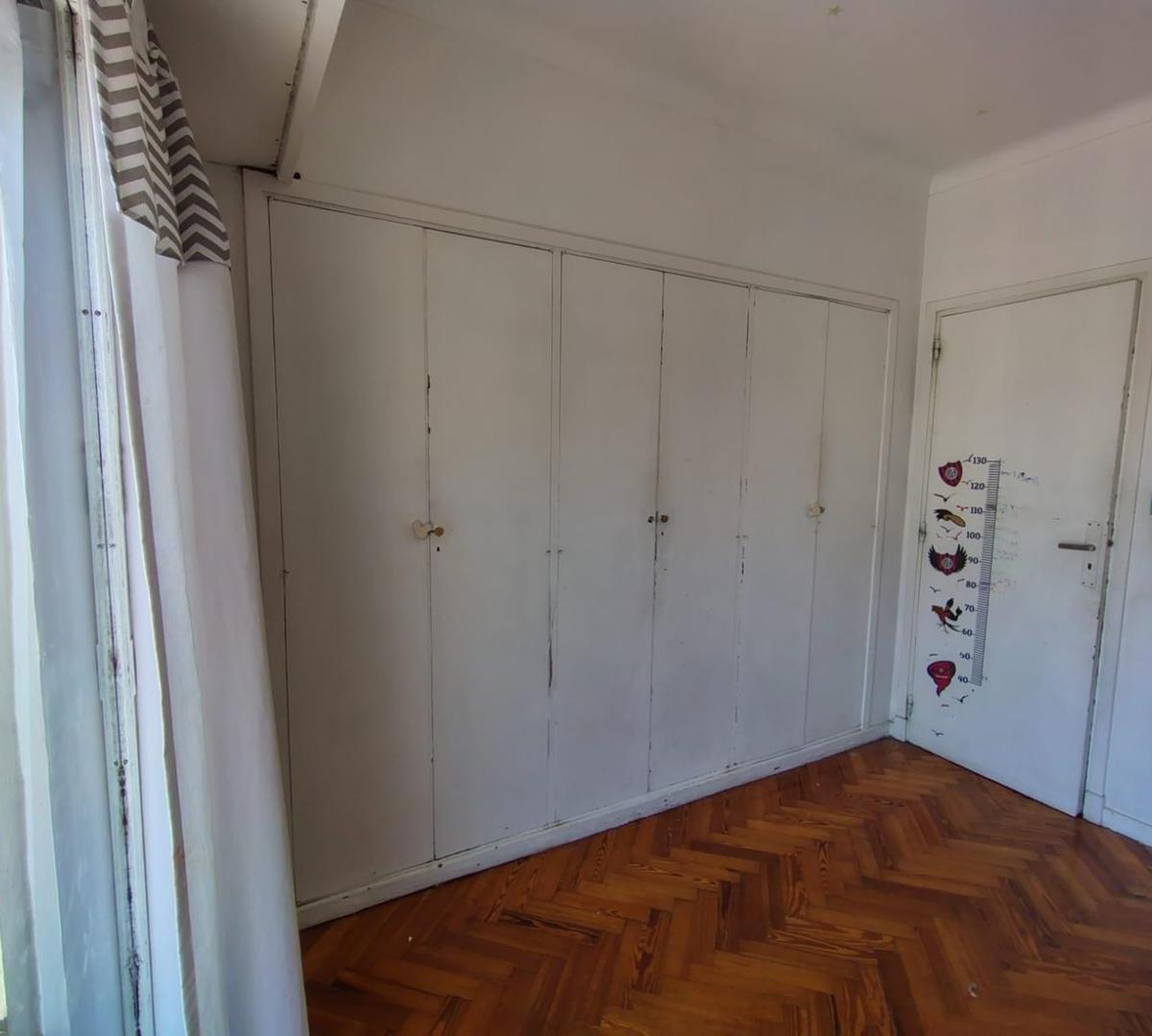 Venta 4 Amb con Cochera Fija Cubierta Av Rivadavia Al 6000 1