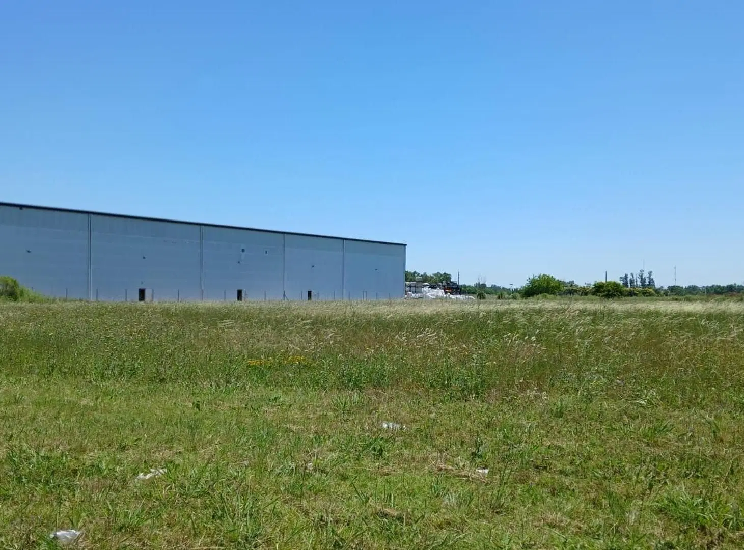 LOTE EN VENTA EN PARQUE INDUSTRIAL RUTA 6 - LOS CARDALES 3