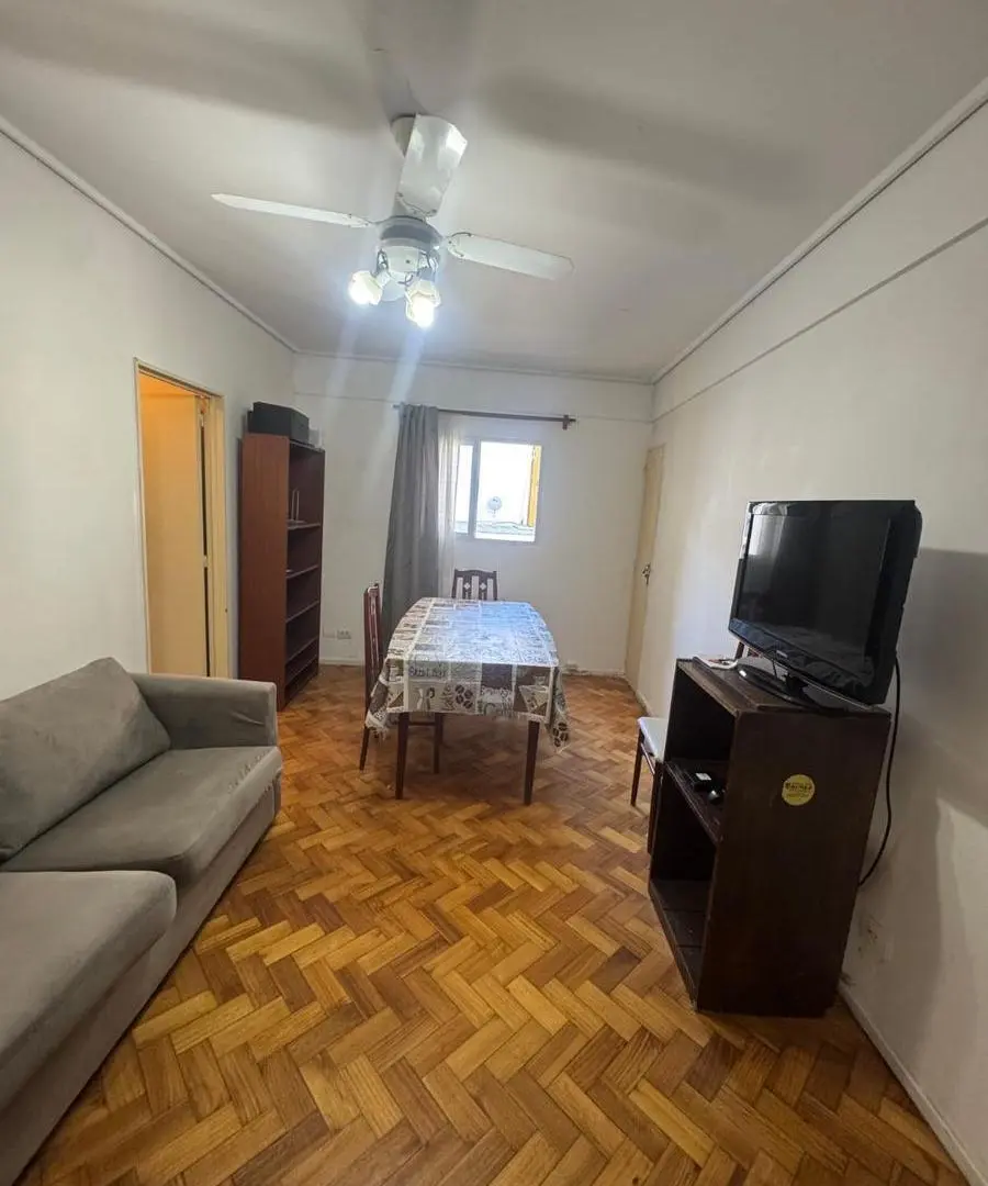 Alquiler Temporario- 2 Ambientes C/lavadero- Av. Coronel Díaz 1500- Palermo 3