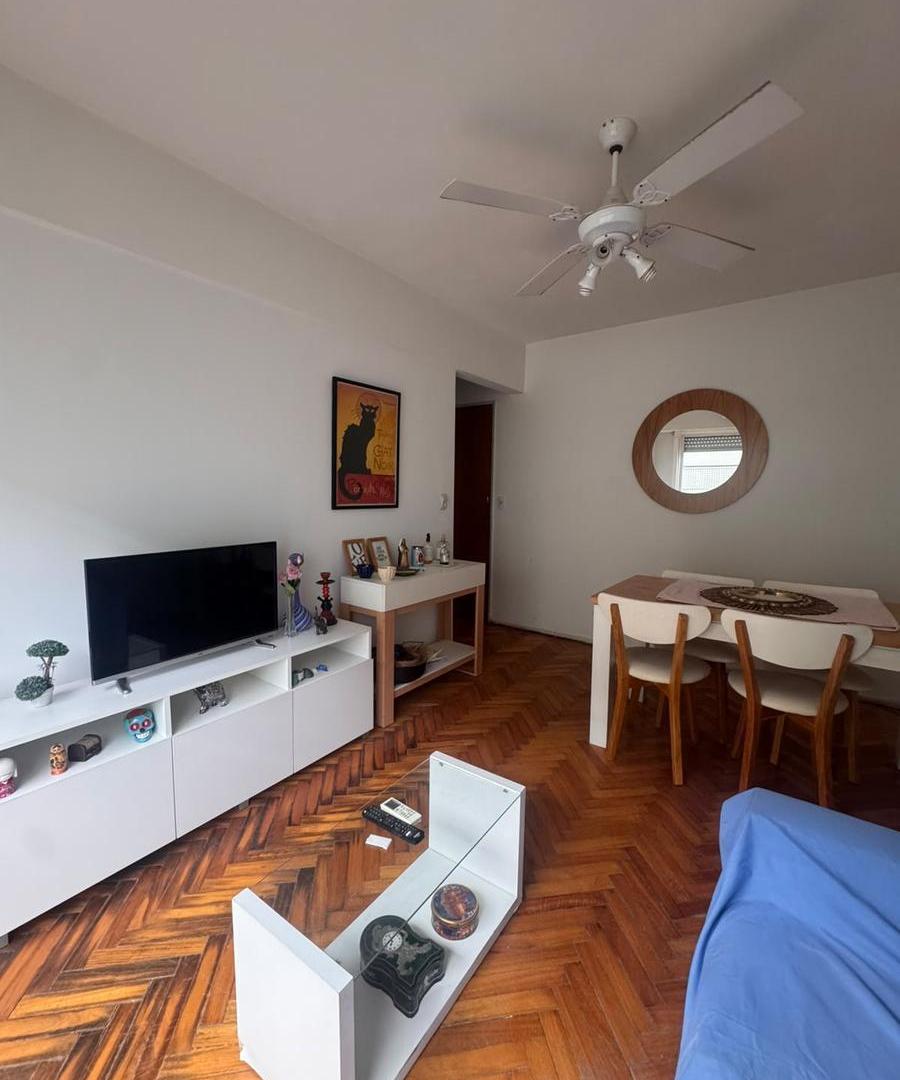 Foto de Alquiler tradicional - Departamento 3 amb c/balcón francés - Av. Luis, imagen 4