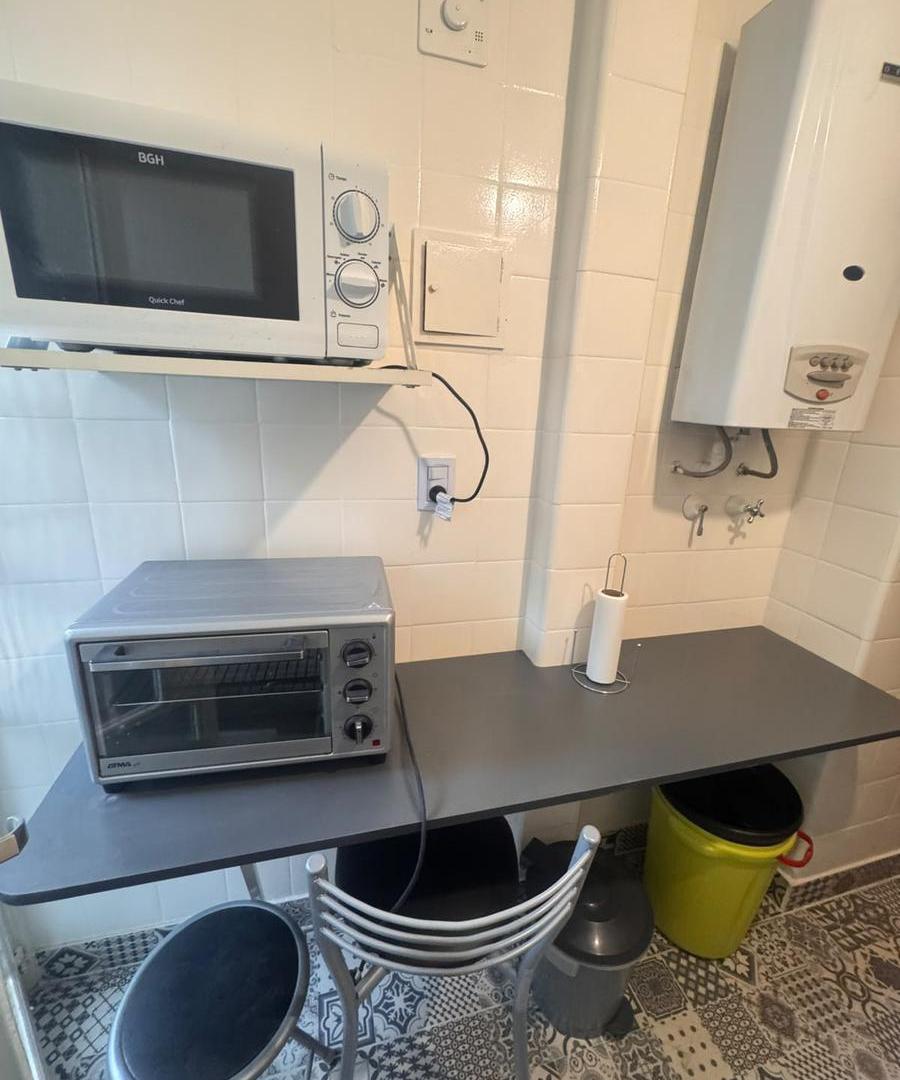 Foto de Alquiler tradicional - Departamento 3 amb c/balcón francés - Av. Luis, imagen 3