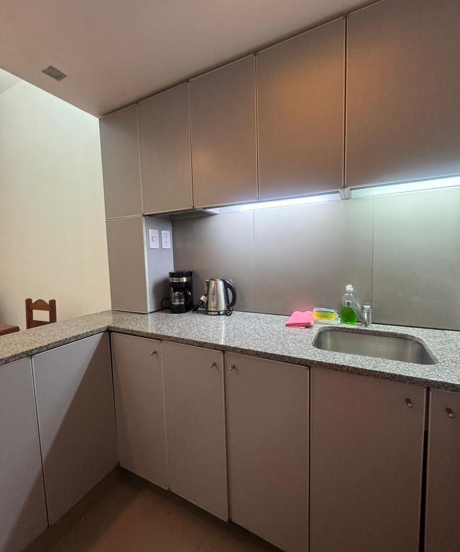 Foto de Alquiler temporario - Departamento 2 ambientes amoblado - Av. Córdoba, imagen 1