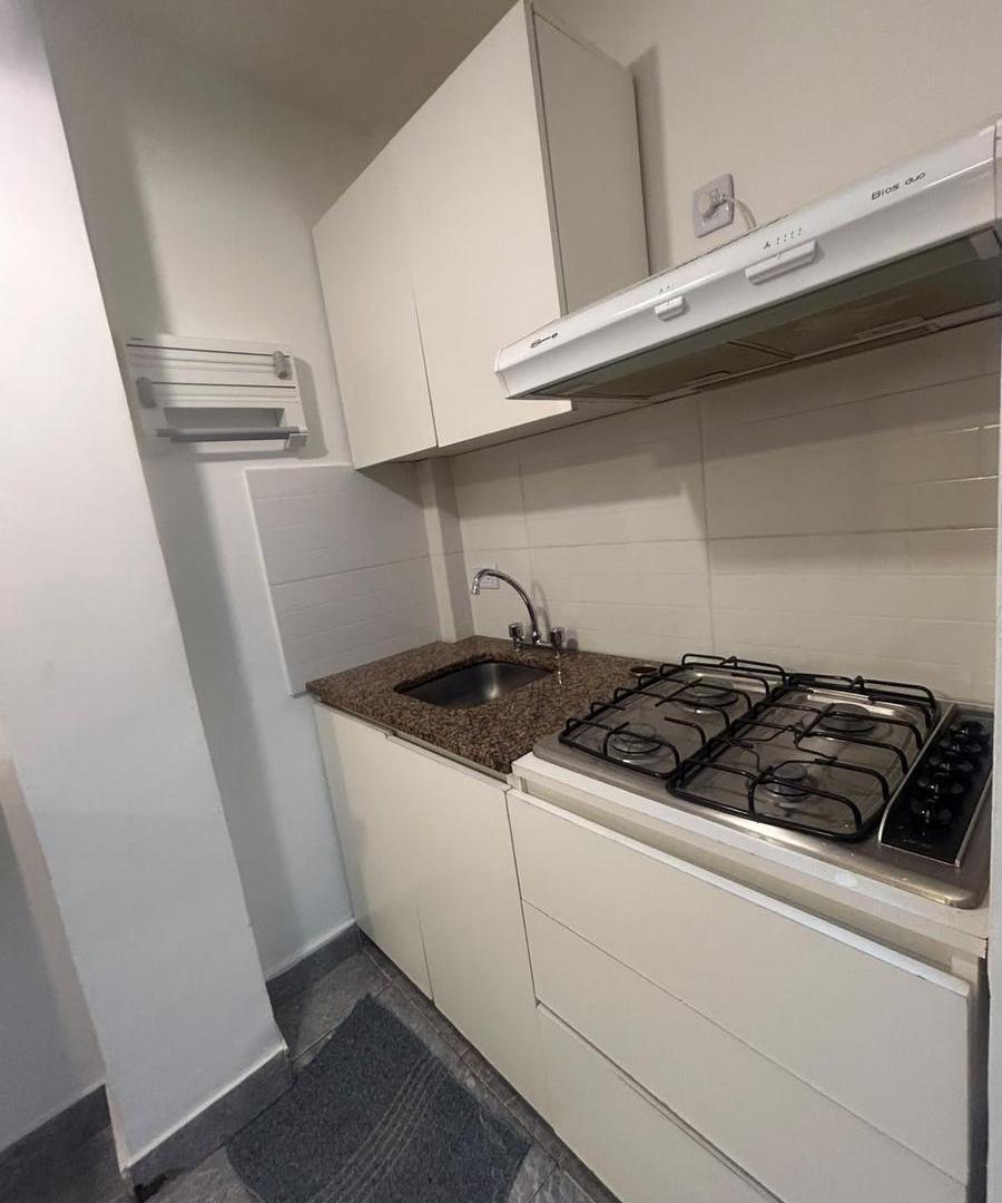 Foto de Alquiler Temporario - Departamento 2 Ambientes s/muebles - Boulogne Sur, imagen 3