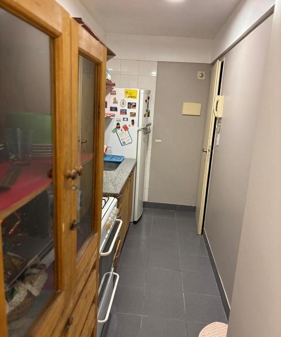 Foto de Alquiler Temporario - Departamento 2 Ambientes Amoblado C/balcón, imagen 1