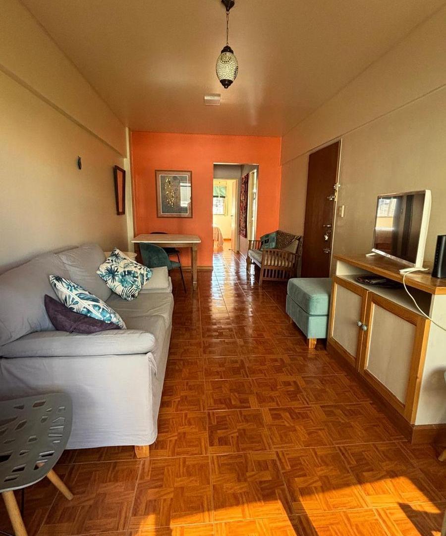 Foto de Alquiler Temporario - Departamento 2 Ambientes Amoblado C/balcón, imagen 3