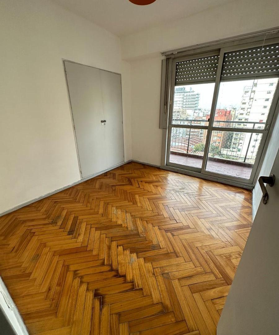 Foto de Alquiler Temporario - Departamento 3 Ambientes s/amoblar c/balcón - Av, imagen 3