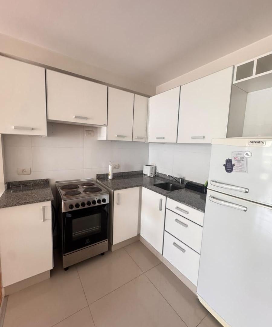 Foto de Alquiler Temporal - Departamento 2 Ambientes Amoblado c/Balcón, imagen 5