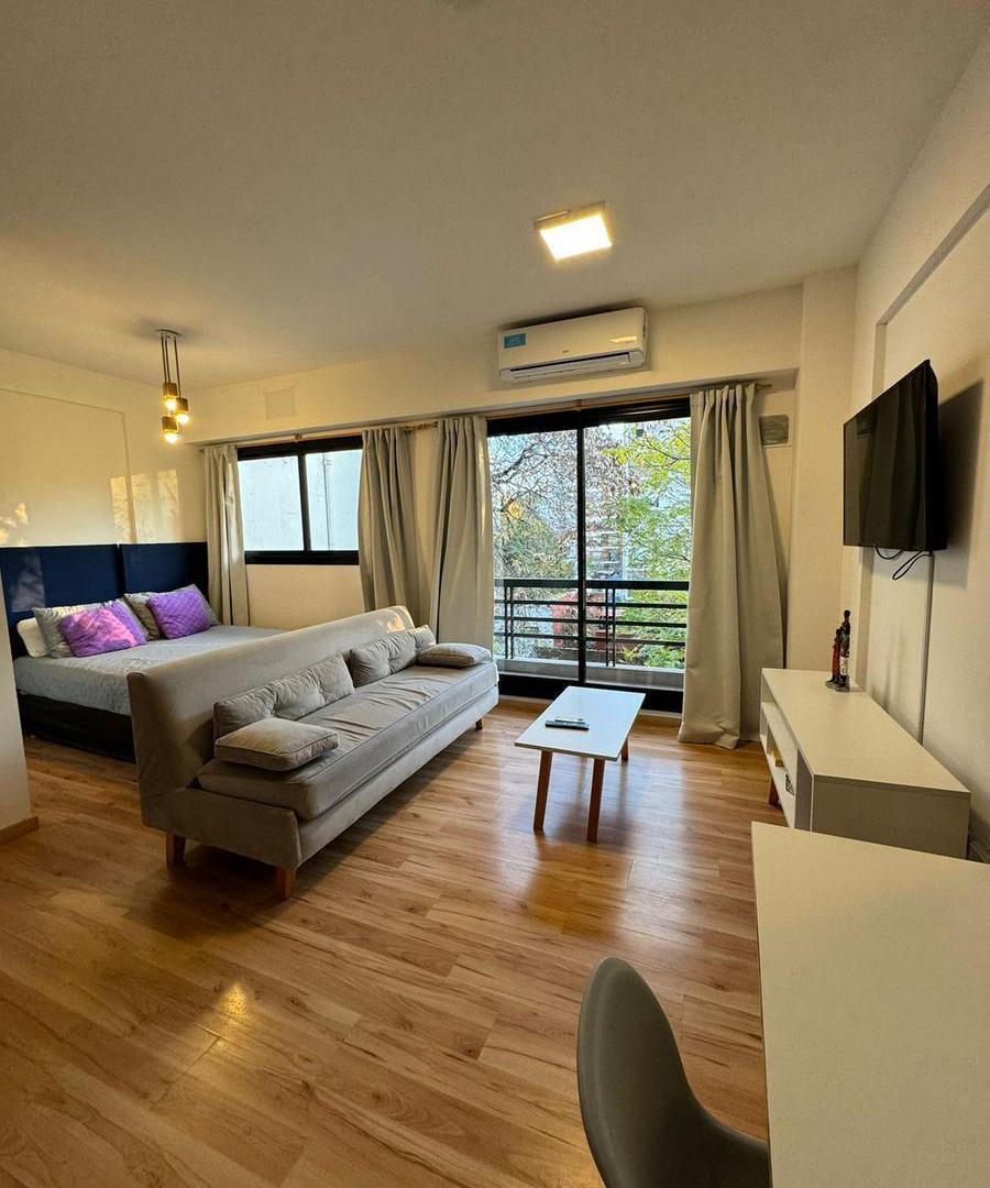 Foto de Alquiler Temporario - Departamento 1 ambiente dividido c/ balcón, imagen 2