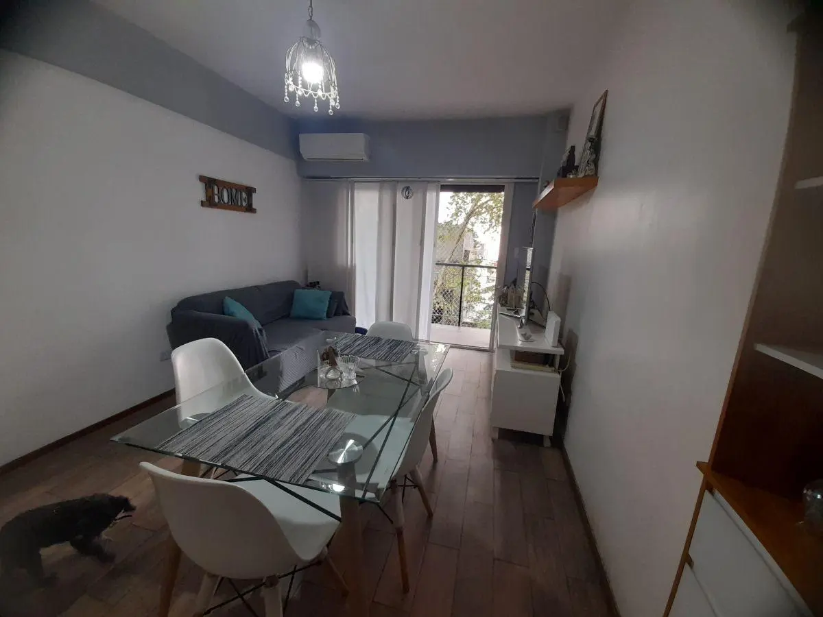 3 AMBIENTES BALCON AL FRENTE IMPECABLE - SAN CRISTOBAL 2