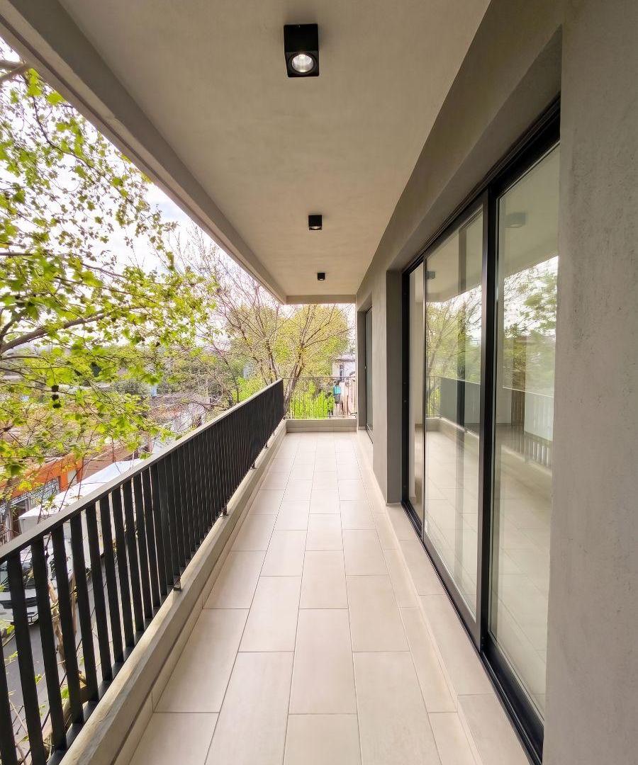 Foto de 2 AMBIENTES GRANDE BALCON SUITE AMENITIES - VELEZ SARSFIELD, imagen 2