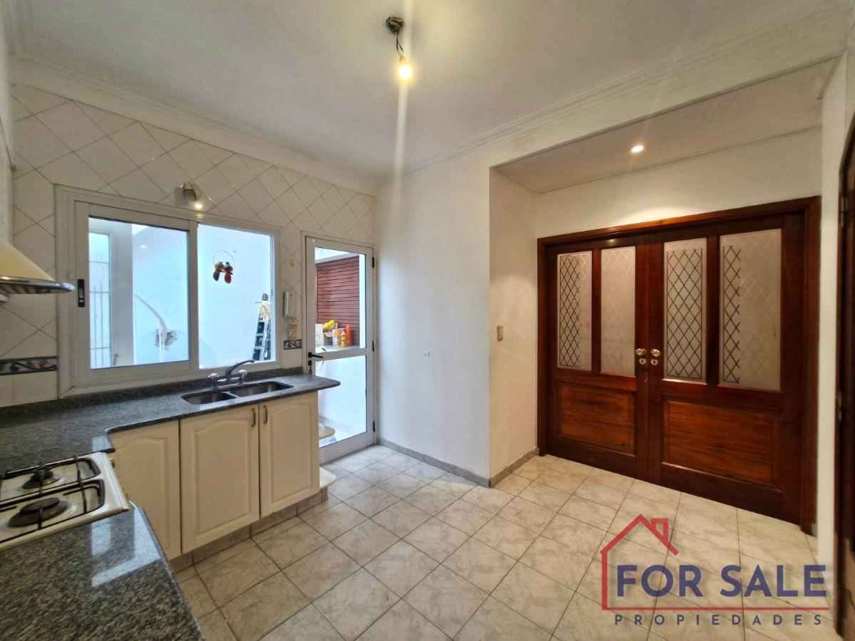 Foto de PH 3 Ambientes en Planta Baja al Frente con Patio y Gran Terraza Propia, imagen 2