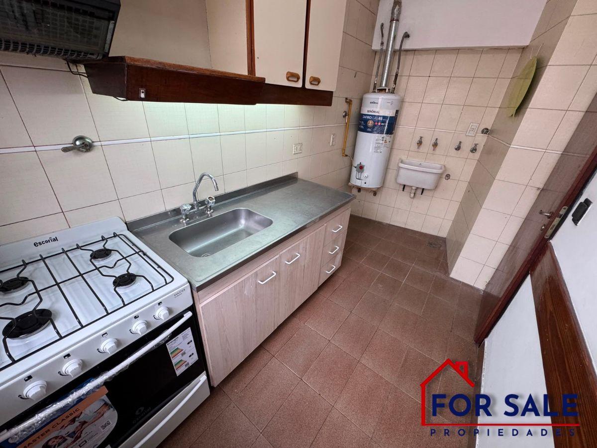 Foto de PH 2 Ambientes en Planta Alta con Balcón – Sin Expensas – Ubicación, imagen 1
