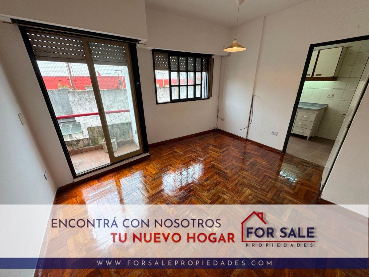 Foto de PH 2 Ambientes en Planta Alta con Balcón – Sin Expensas – Ubicación, imagen 2