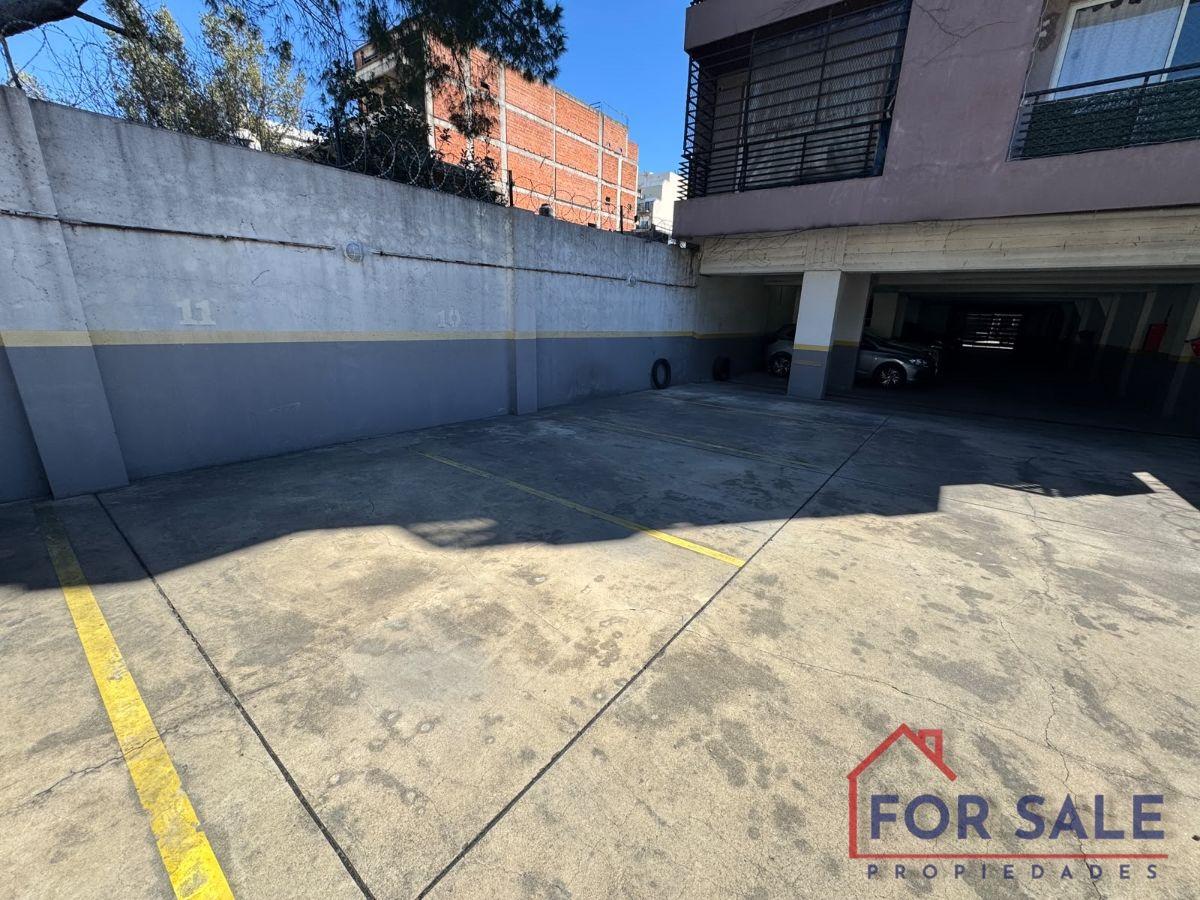 Foto de Cochera Fija Descubierta en Edificio – Portón Automático, imagen 4