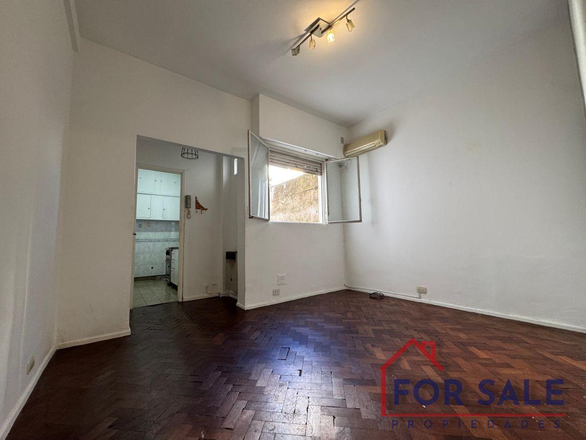 Foto de DEPARTAMENTO 3 AMBIENTES - PLENO CORAZON DE FLORES, imagen 2