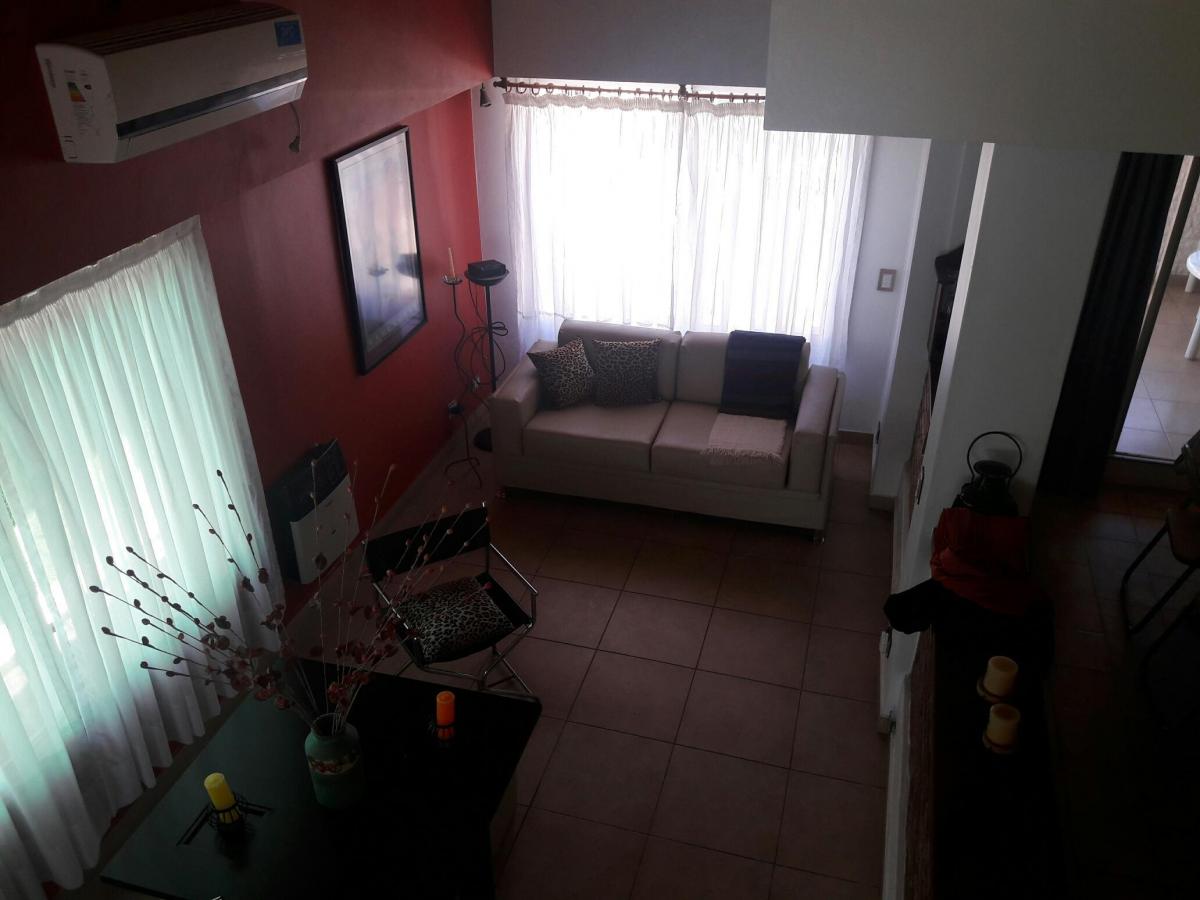 Foto de Pileta - Quincho - Parrilla - Jardin - 3 ambientes - cocina - Cochera, imagen 5