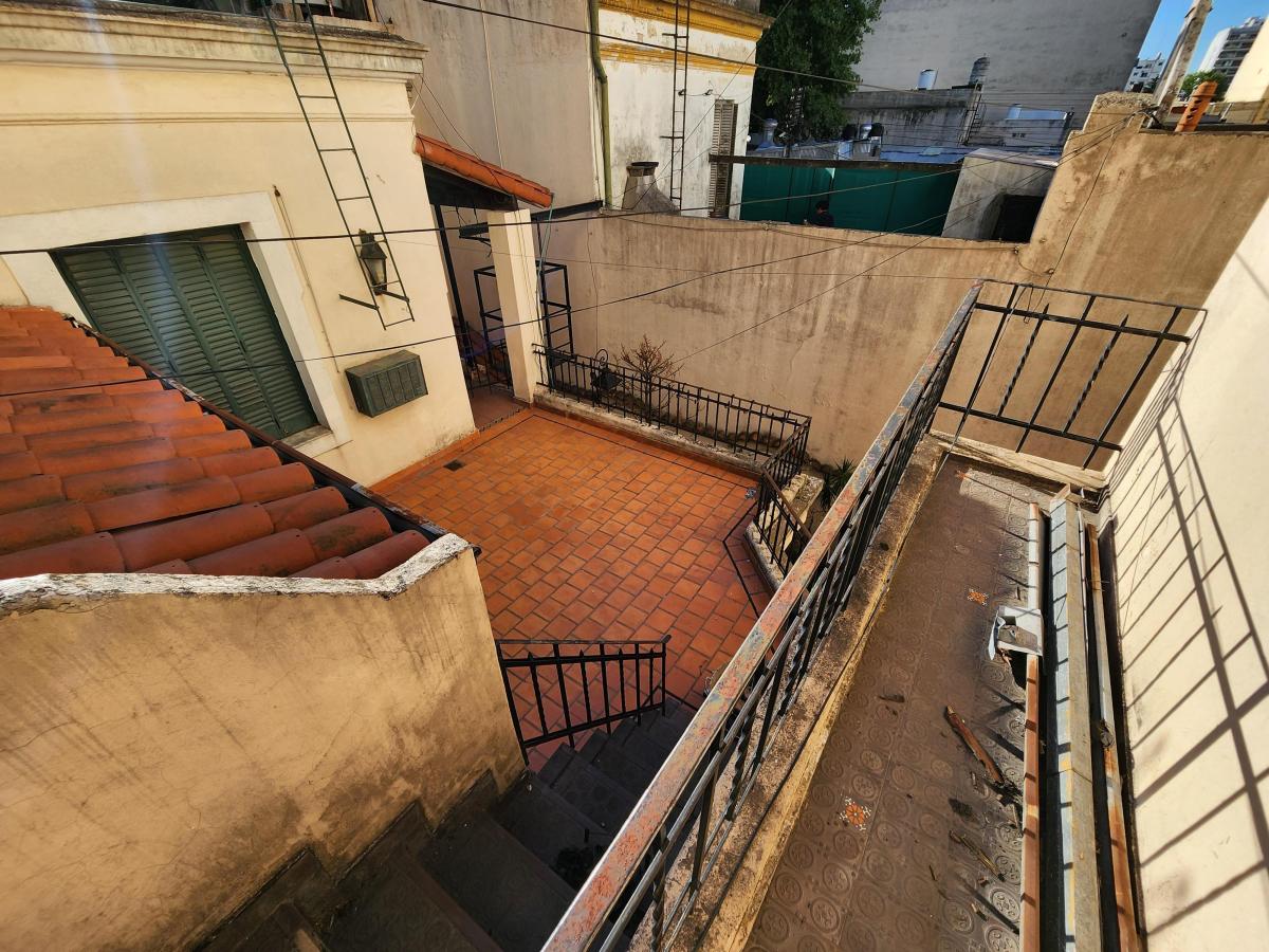 Casa en Venta en Flores Amplia Comodos Espacios Parrilla Terraza y Patio 1