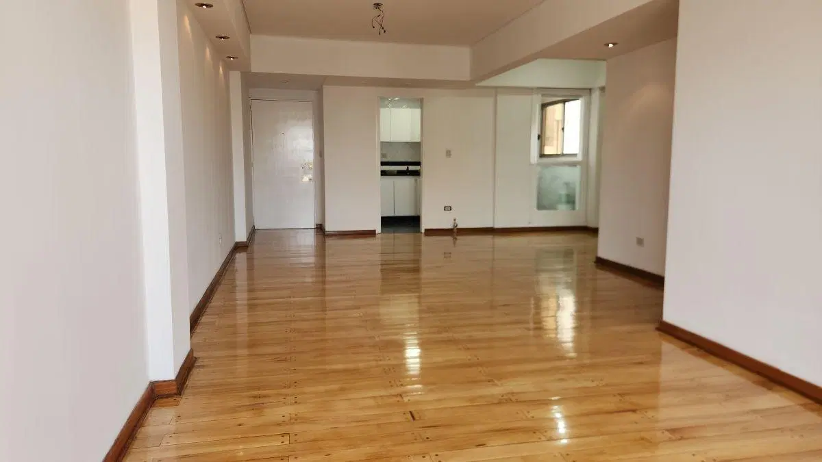 Departamento de 4 ambientes con cochera en venta Floresta 2