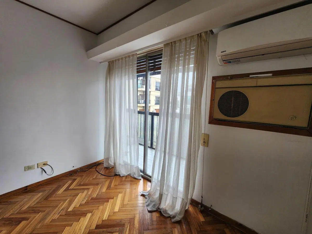 Alquiler de 3 ambientes con dependencia y baño de servicio 1