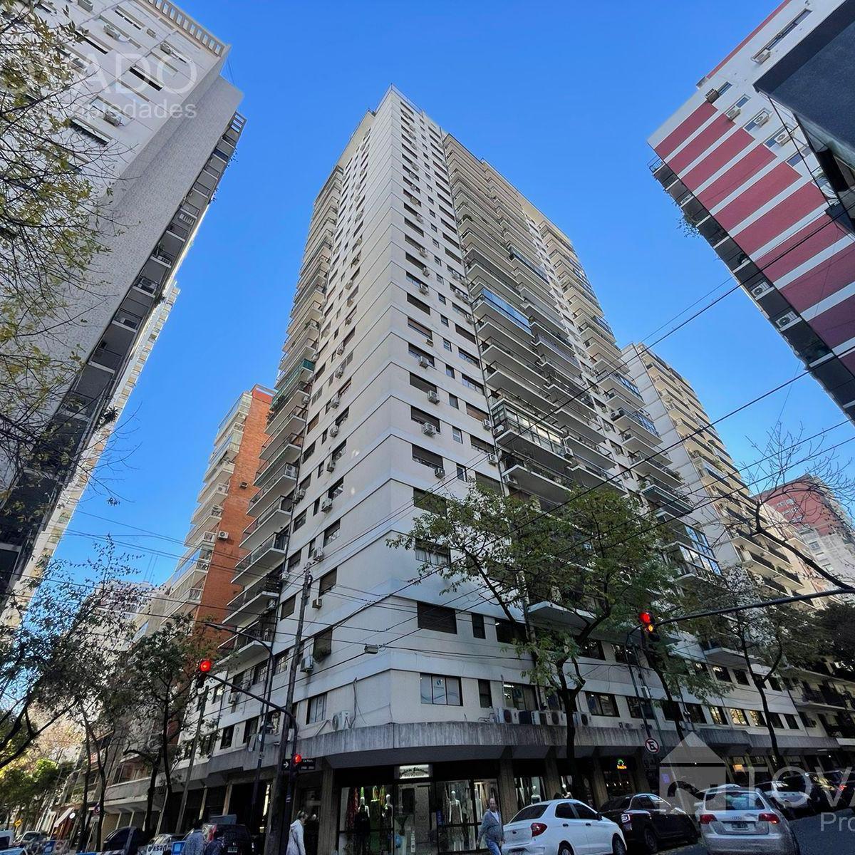 Semipiso 4 Ambientes en Belgrano! con Dos Cocheras y Seguridad 24hs! 5