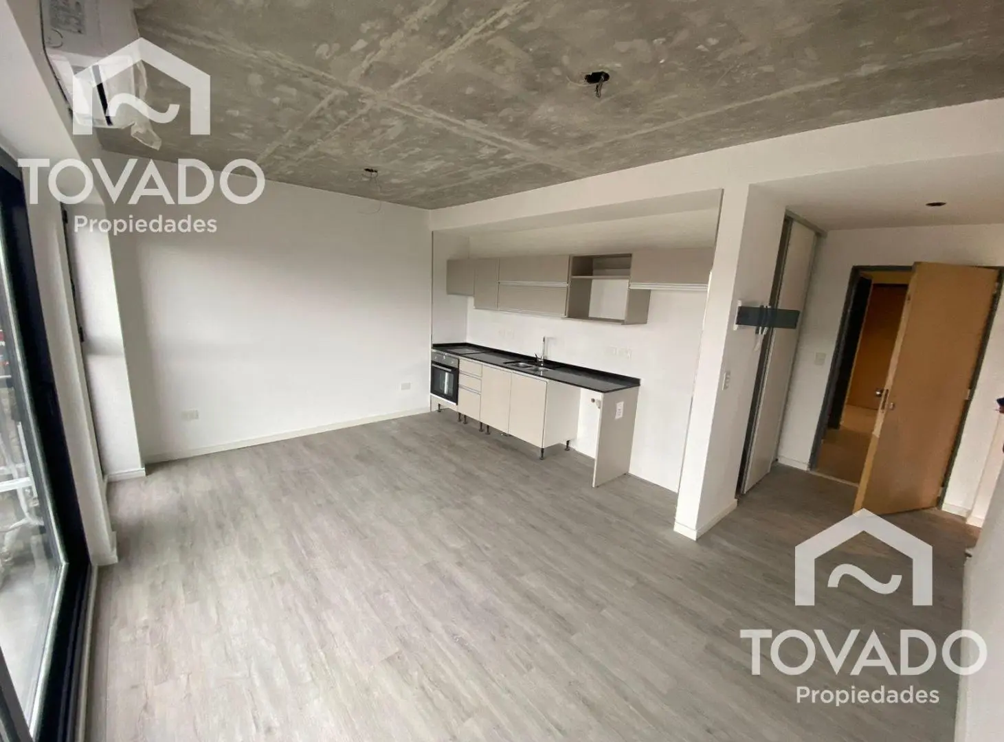 A ESTRENAR! 2 Ambientes en piso alto en Villa Crespo! 2