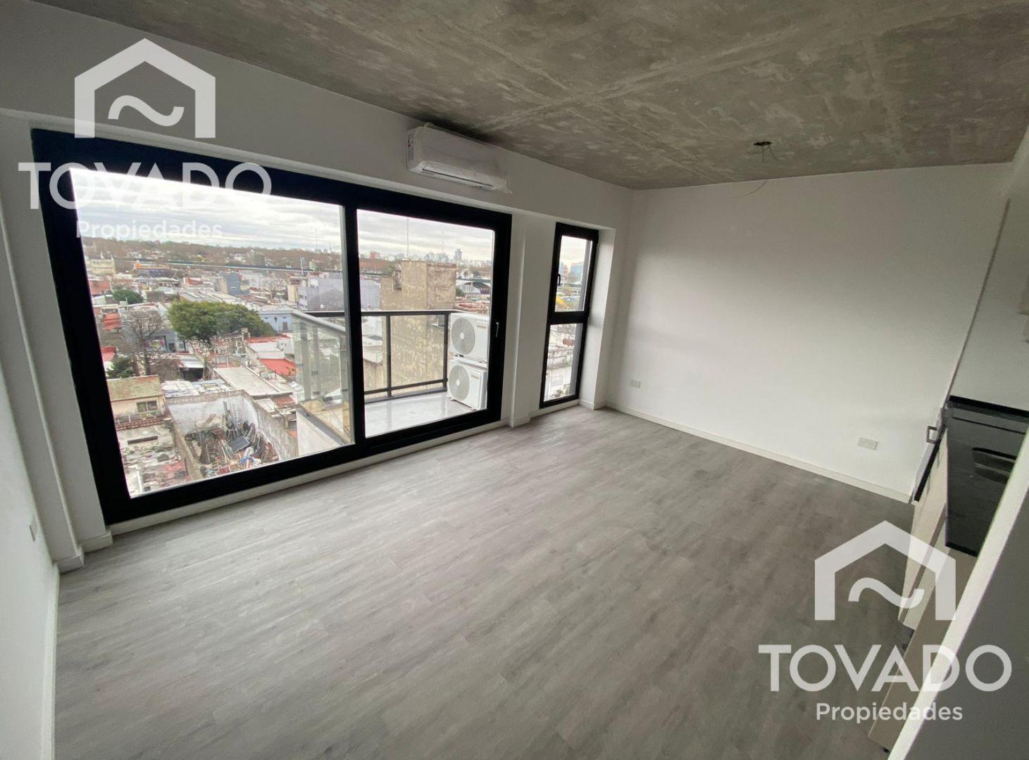 A ESTRENAR! 2 Ambientes en piso alto en Villa Crespo!