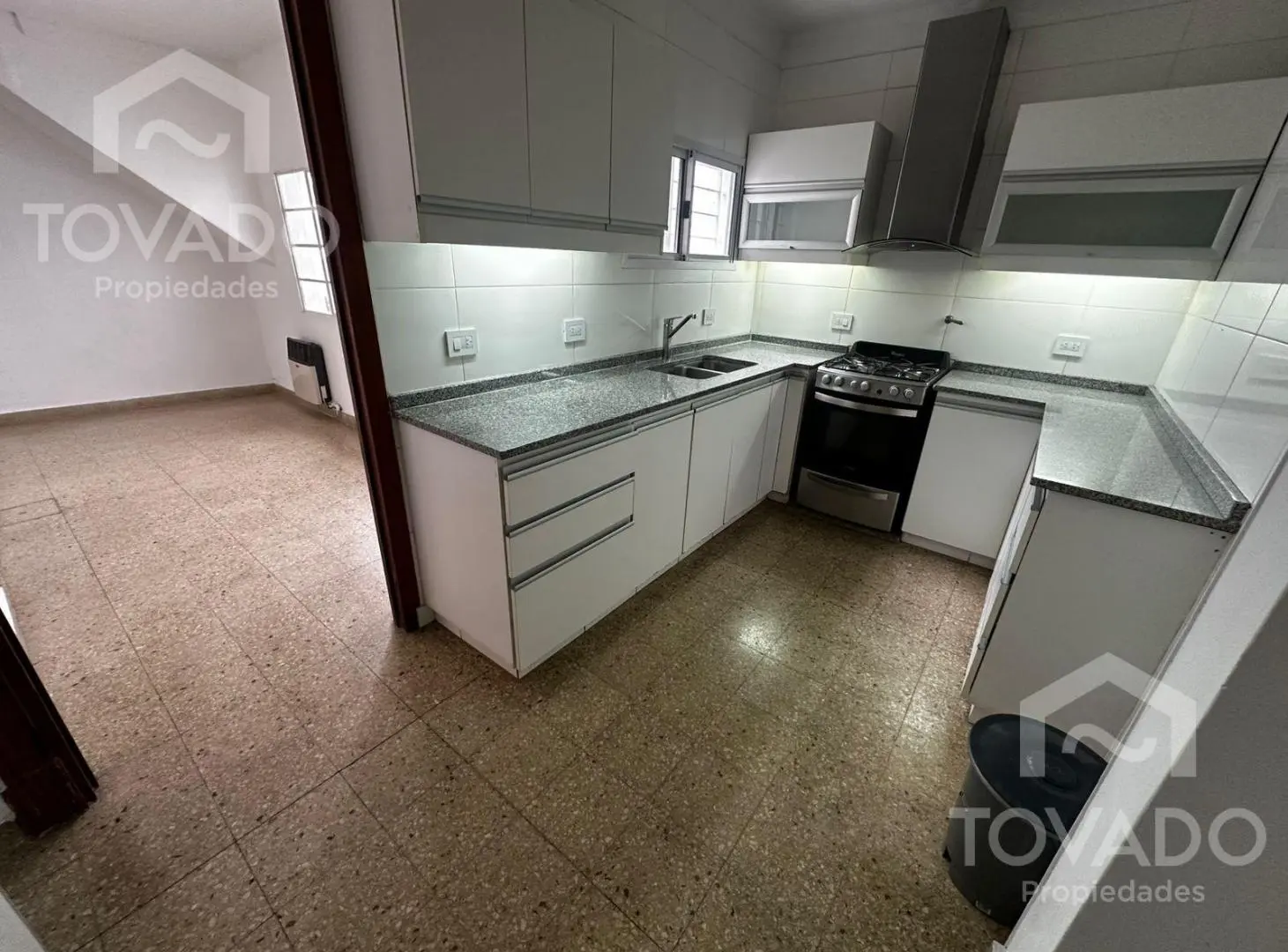 PH 4 Ambientes con Patio y Terraza propia en Parque Chas! 3