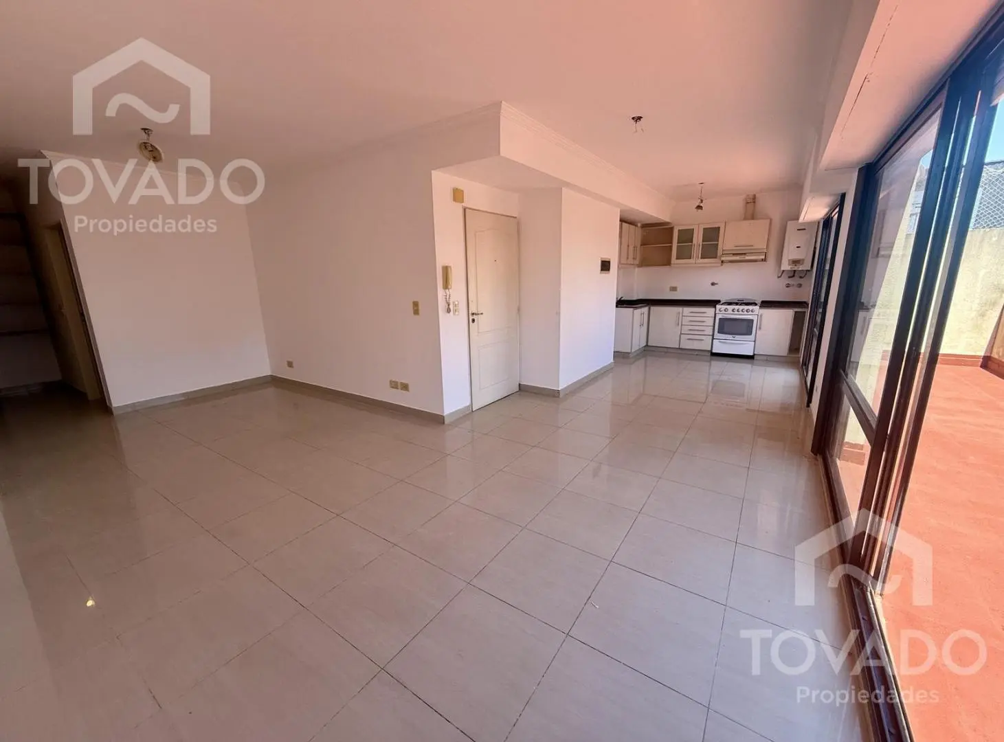 Monoambiente con terraza propia en Villa del Parque! Apto credito! 4