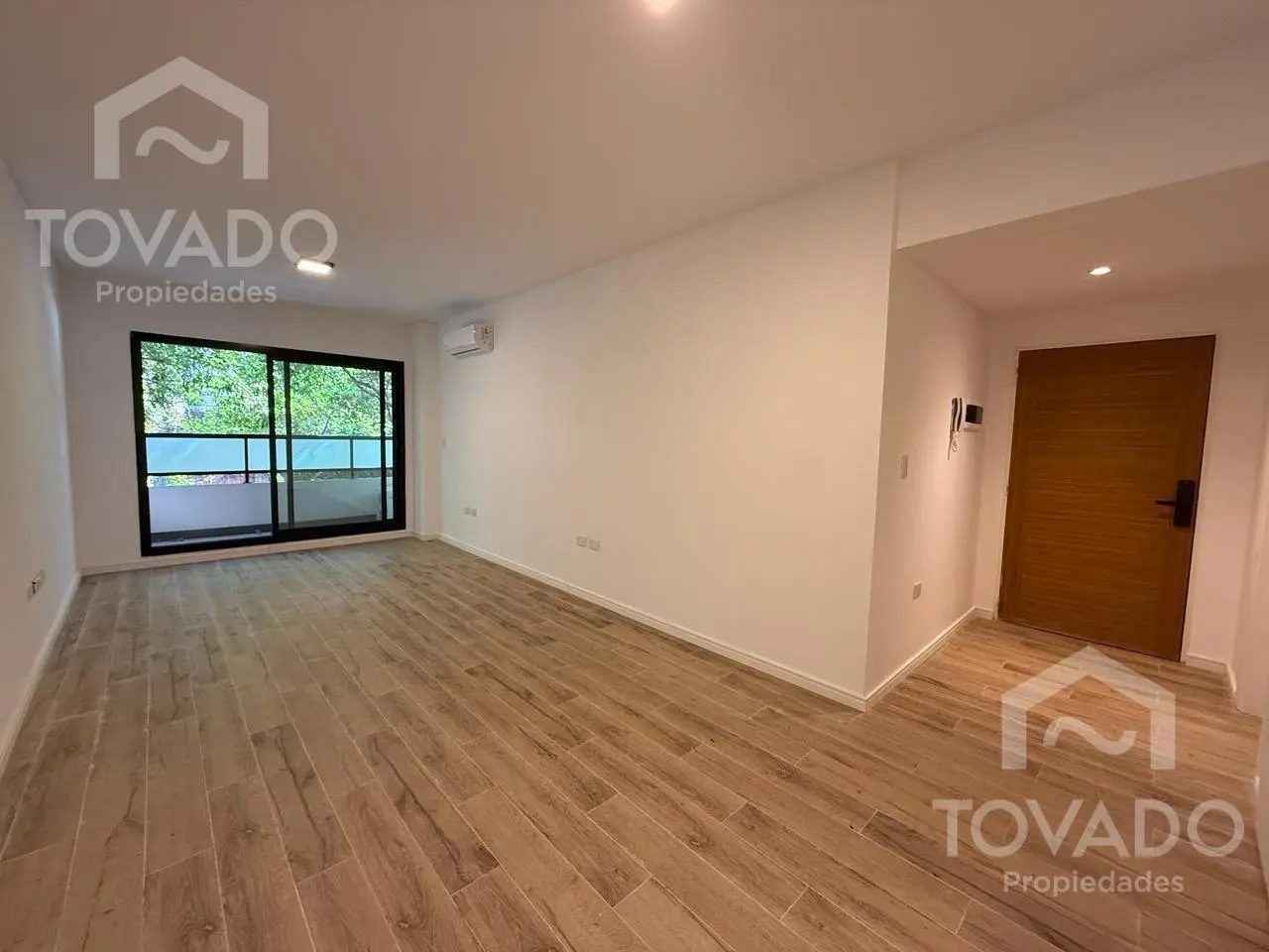 A ESTRENAR! Monoambiente con balcon al frente en Núñez! 3